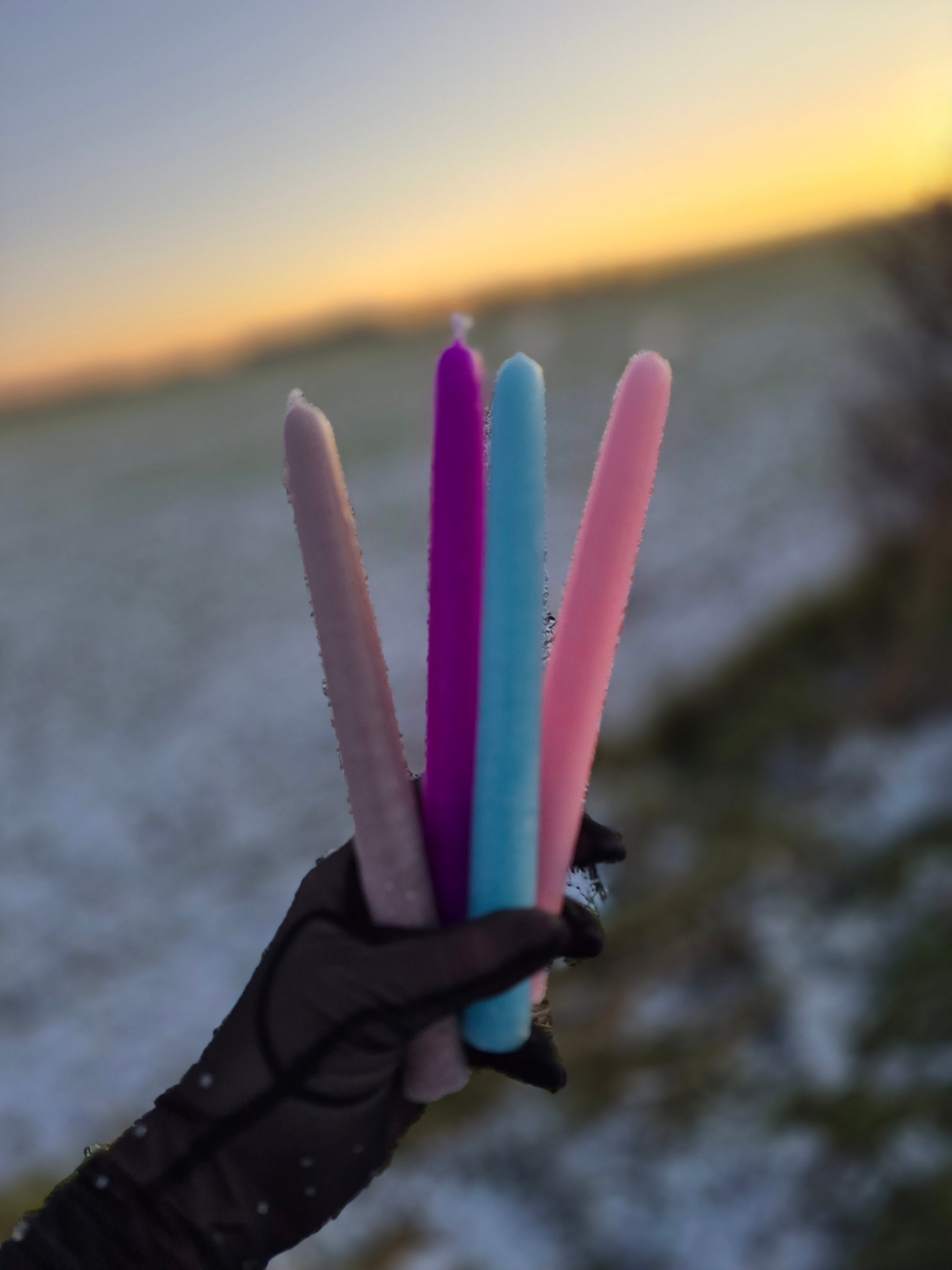 Bougie - hauteur 20 cm ( violet profond, gris souris, bleu maya ou rose dragée)