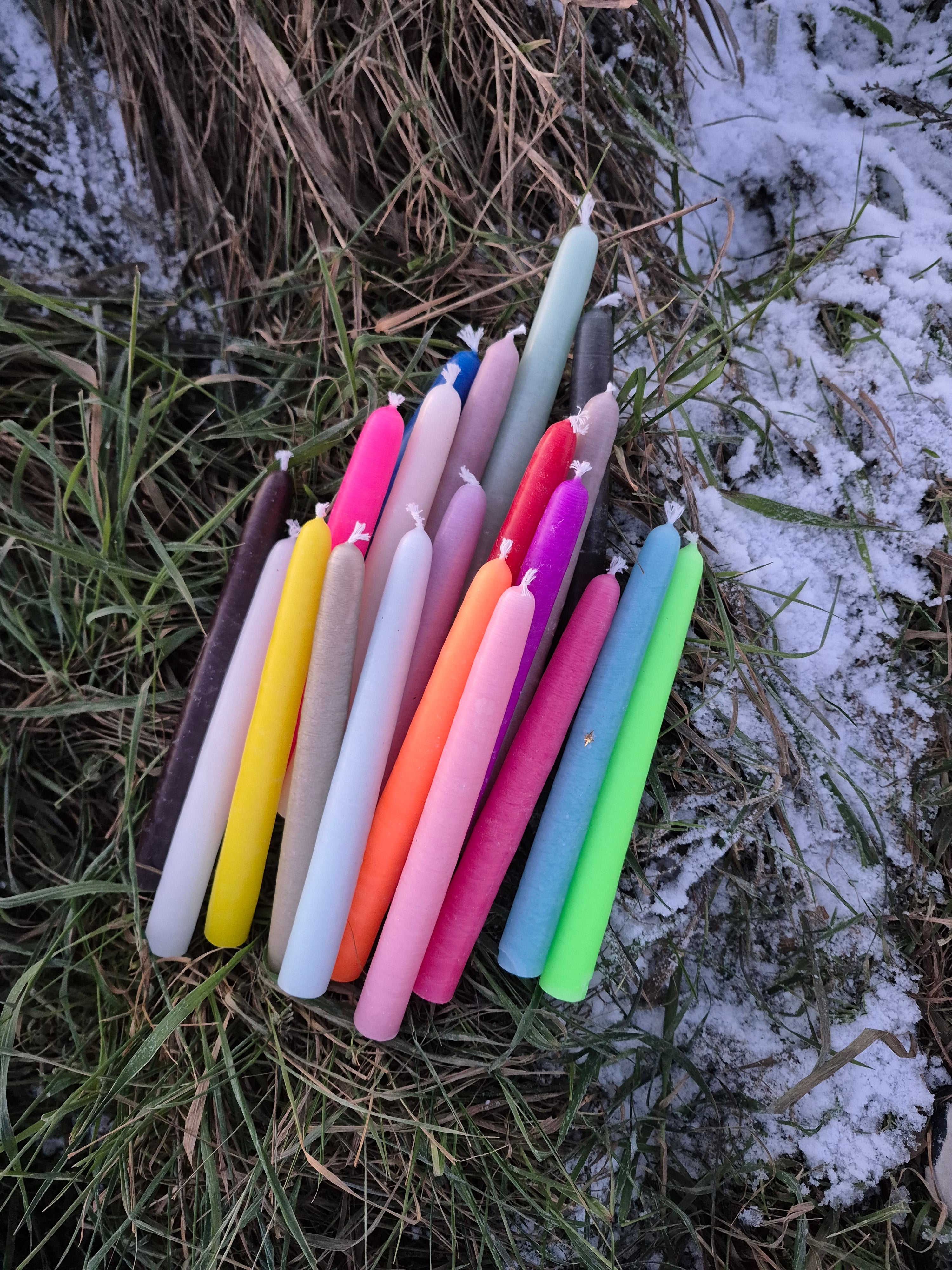 Bougie - hauteur 20 cm (rose, jaune, vert ou orange)