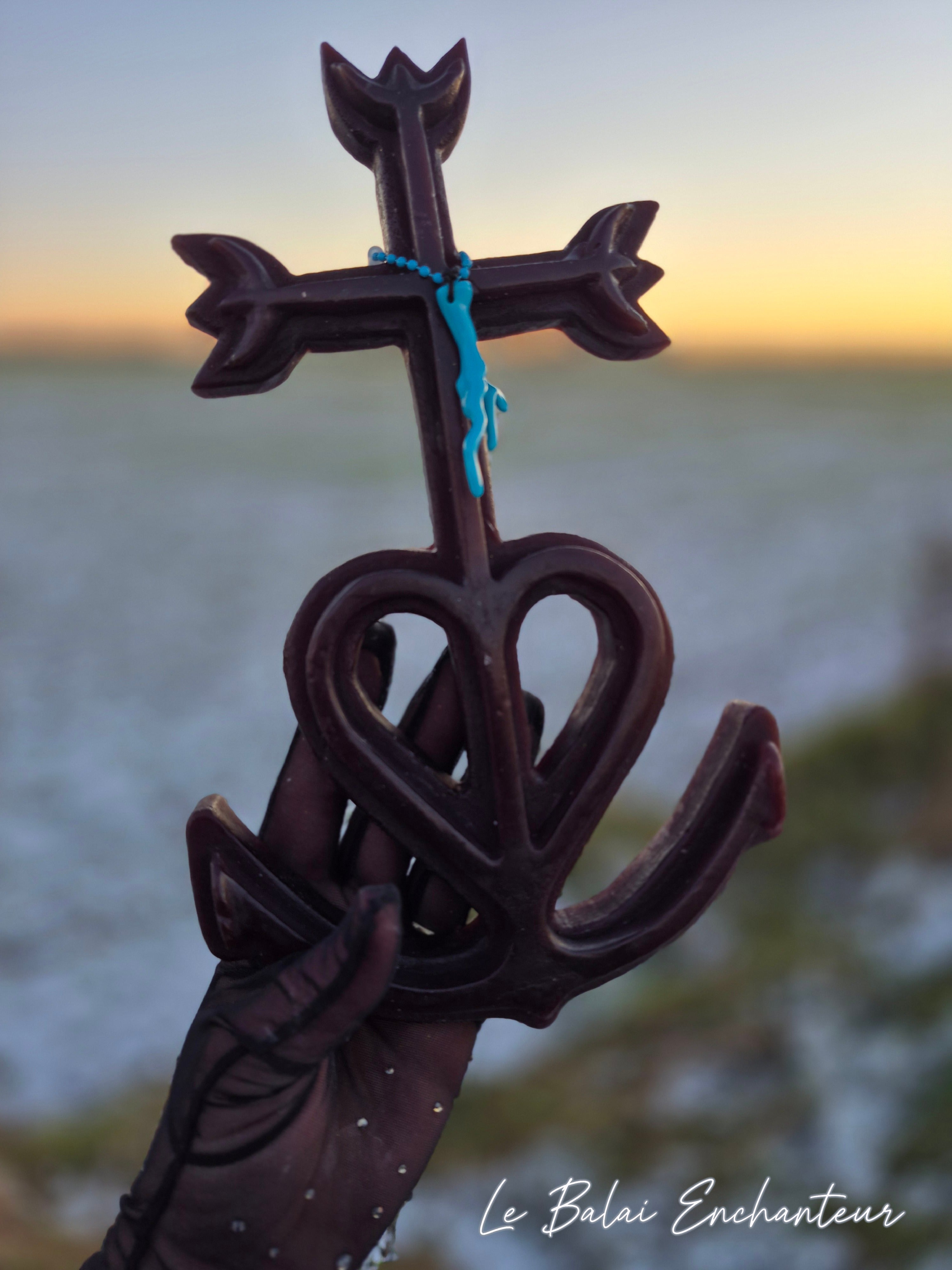 Croix de Camargue et son grigri de protection